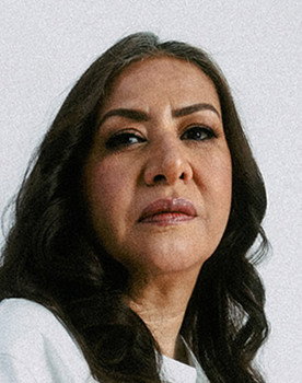 Amani al-Jameel as Om Noha