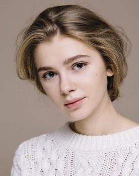 Anastasiya Ukolova as 