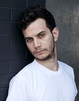 Michael Moshonov as Oded