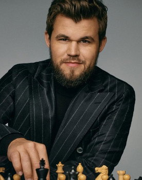 Magnus Carlsen as Self