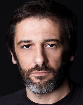 Emanuel Arada