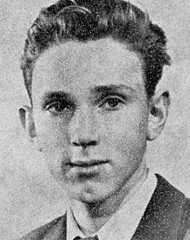 Valur Gústafsson as Bergur