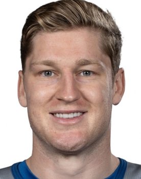 Nathan MacKinnon as Self