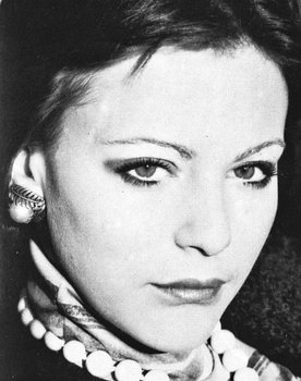 Gloria Piedimonte as 