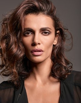 Houda Shretah as Model