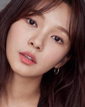 Seong Hye-Min as Moon Sook Hee