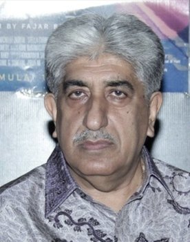 Gope T. Samtani as Self