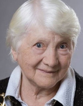 Mariya Skuratova as Ольга Максимовна