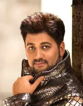 Yusif Eyvazov as Andrea Chénier