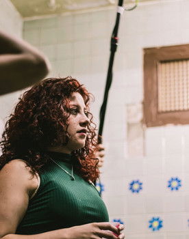 Adriana Macías as Anna