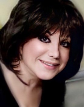 Flora Karimova as Zuleykha