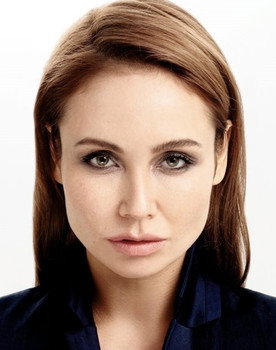 Lyaysan Utyasheva as Self - Host