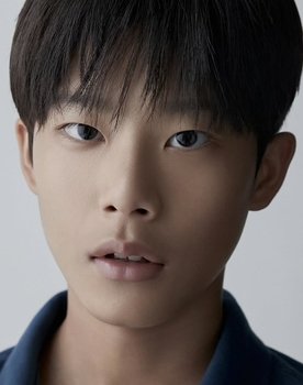 Kim Woo-seung as Yoo Si-won