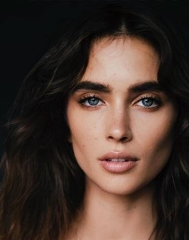 Elisha Herbert as Sam