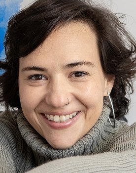 Ana Paula Dias as Valquria