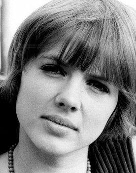 Haydée Politoff as Silvia