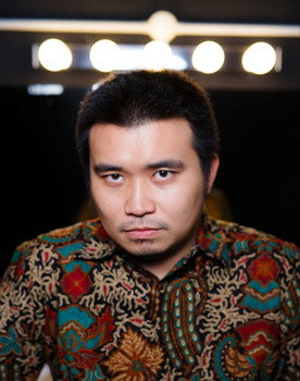 Phoon Chi Ho as Boss Kedai