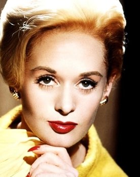 Tippi Hedren as Elizabeth Morgan