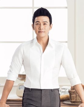Lu Yi as Hou Jia