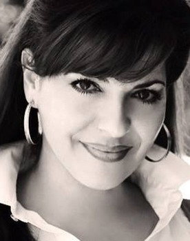 Firangiz Rahimbayli as Singer
