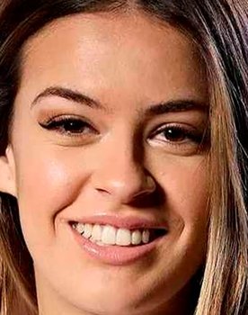 Tania Déniz as Self - Contestant