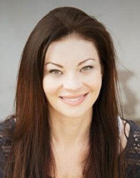 AnnaCorey as Tiff - Jogger