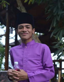Rasyad M Faishal as Soekarno