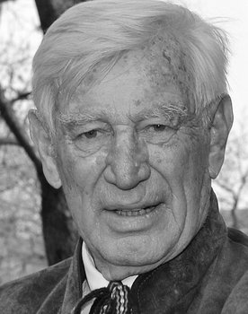 Siegfried Rauch as Toni
