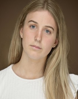 Scout Latshaw as Elise Morgan