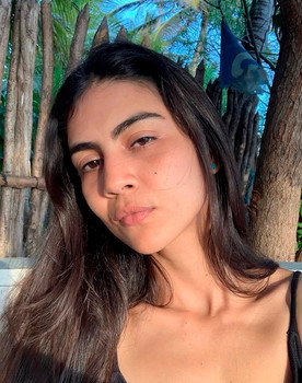 Thay Alves as Gabriela