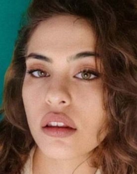 Dilara Sümbül as Ece