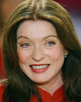Marie-France Pisier as la mère de Louise