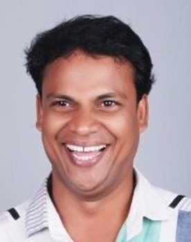 Aniyappan as Taxi Driver