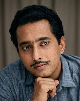 Anwar Hossain as 