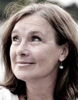 Zsuzsa Málnai