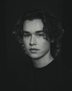 Vincent Ranola as Sandy