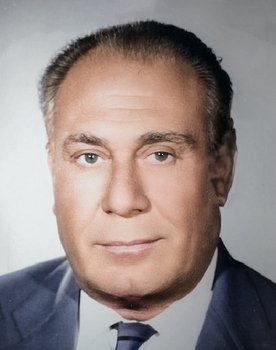 Mümtaz Ener as 