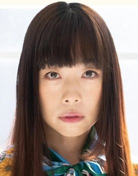 Mina Hiroe as Yui's Mother (voice)