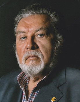 Oswaldo Viteri as el mismo