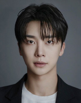 Wi Chang-woo