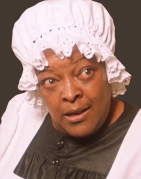 Edith Peters as Mamie