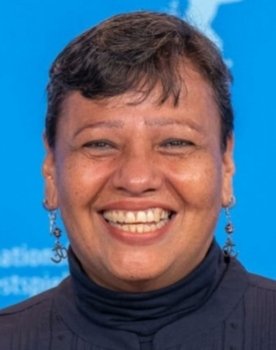 Teresa Sánchez as Constanza