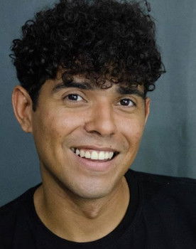 Eric Venancio as Alex