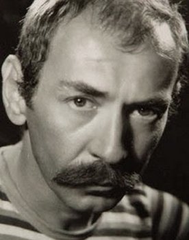 Macit Flordun as Marmara Kazım
