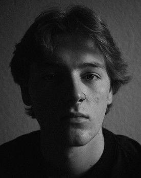 Kyle Benjamin Miller as 1st AC