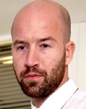 Lee Saint