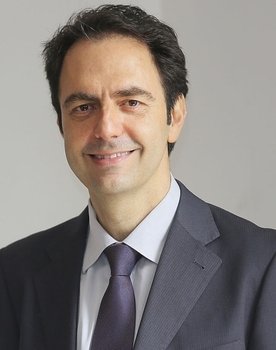 Neri Marcorè as Carlos