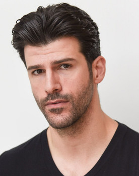 Franco Lo Presti as Owen Mansfield