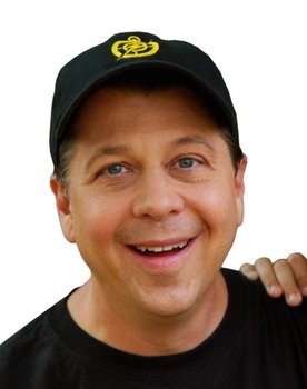 Aaron Michaels