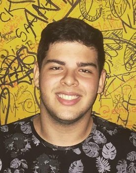 Inácio Victor as Homem 3 Escritório